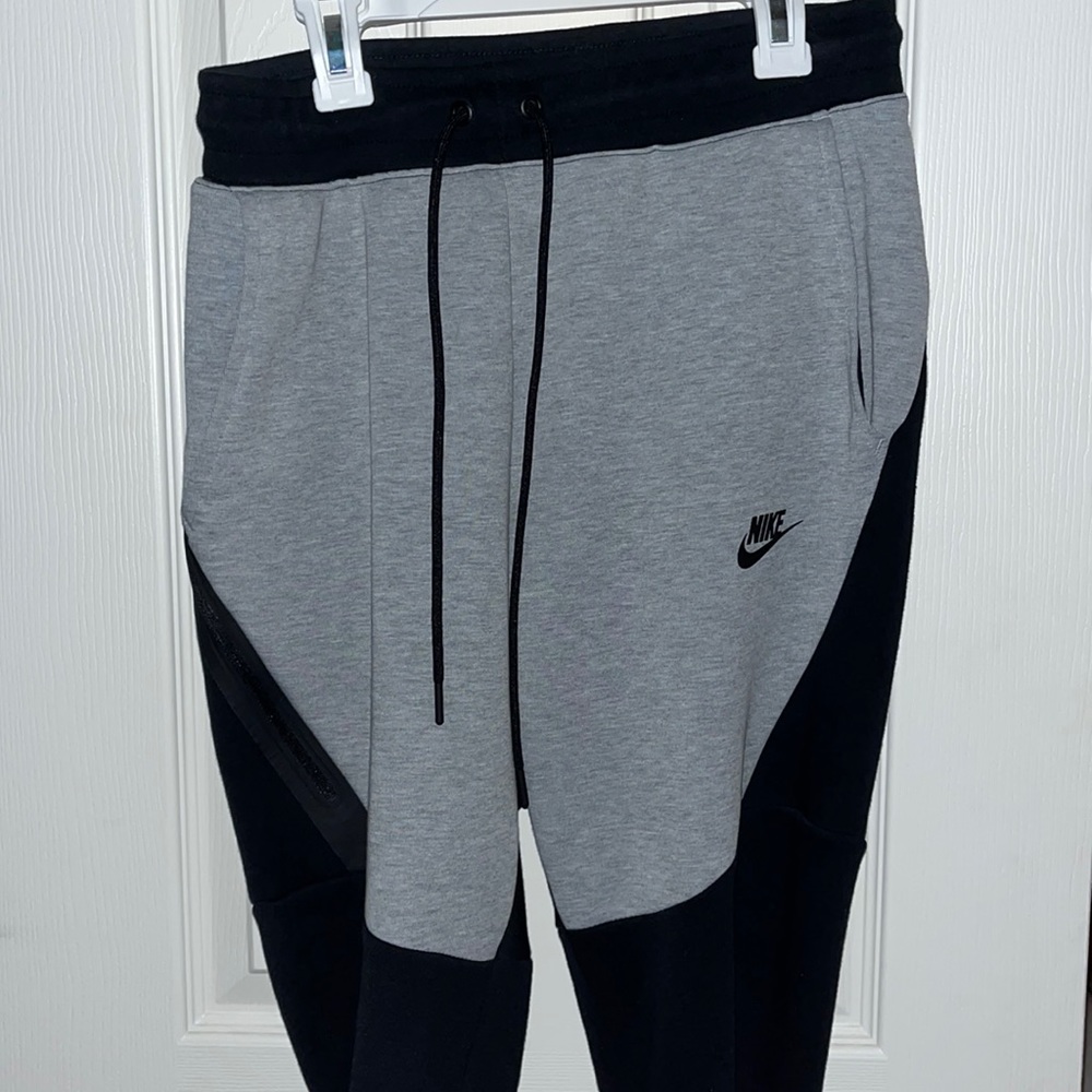 Men's XS Nike Joggers Crossfade Colors